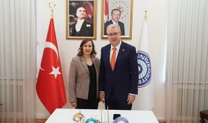doc-dr-er-guneri-afet-sonrasi-menstruel-hijyen-eksikligi-kadinlarin-ureme-sagligini-etkiliyor-ZveqdhTY.jpg