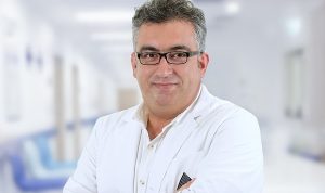 prof-dr-ozveren-ozellikle-riskli-grupta-yer-alan-kisilerin-kalp-krizi-riskini-onceden-tespit-dPAfTGFm.jpg