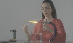 akfen-holdingin-8-mart-dunya-kadinlar-gunu-icin-hayata-gecirdigi-gorundugu-gibi-degil-filmi-XqgGMBQr.jpg