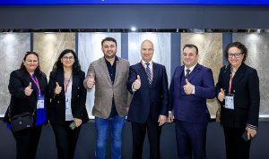 turk-dogal-tas-ihracatcilari-cinden-basariyla-dondu-FSmcMs2b.jpg