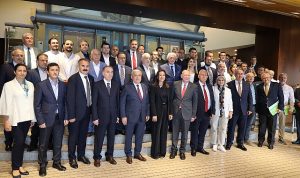 egeli-zeytin-zeytinyagi-ihracatcilari-ambalajli-ihracati-odullendirdi-a2trFFgs.jpg