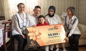 losevin-karsiliksiz-ihtiyac-cekleri-kanser-hastalarina-merhem-oluyor-xx5MUSLS.jpg