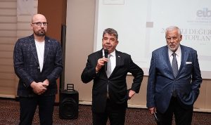 mobilya-k-git-ve-orman-urunleri-sektoru-2028-yili-sonuna-12-milyar-dolar-ihracat-hedefi-PydTh3U6.jpg