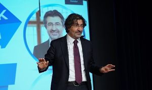 ziraat-bankasi-genel-mudurunden-girisimcilik-dersi-QYUP8g7Q.jpg
