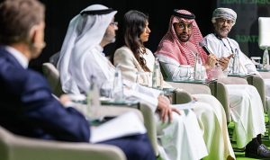 gcc-turizm-yetkilileri-atm-2024te-bir-araya-gelirken-turizmin-bu-yil-bae-gsyihsinin-12sini-INMDuuVy.jpg
