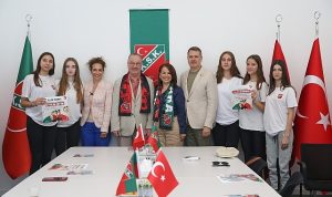karsiyakadan-turkiyeye-ornek-is-birligi-hpv-asi-kampanyasi-basliyor-FXr62taa.jpg