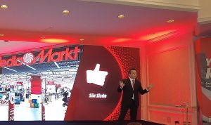 mediamarkt-turkiye-ceosu-hulusi-acar-mediamarkt-turkiye-olarak-kazandigimizi-turkiyeye-yatirmaya-deneyimle-buyumeye-devam-jIY3hj7S.jpg