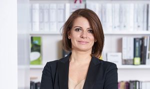mercedes-benz-yonetim-merkezinde-boytorun-mimarlik-imzasi-FtyipJ1Y.jpg