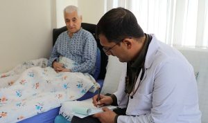 sezen-elcik-buyuksehirin-evde-bakim-ve-recete-yazma-hizmeti-ile-hayatimiz-kolaylasti-GArHbend.jpg