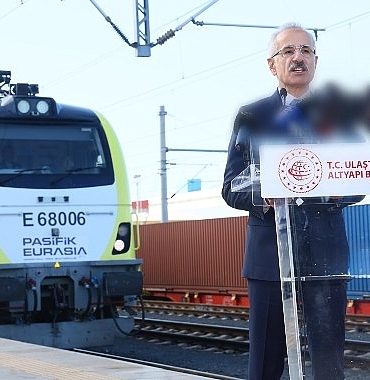t-c-ulastirma-ve-altyapi-bakani-abdulkadir-uraloglu-pasifik-eurasia-dti-bir-yilda-600-milyon-euro-degerinde-750-bin-ton-ihracat-yuku-tasimayi-planliyor.jpg