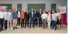 aydem-perakende-is-ortaklariyla-gelecek-vizyonunu-paylasti.jpg