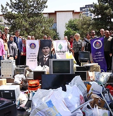 30-bin-ton-elektronik-atik-geri-donusume-kazandirildi.jpg