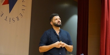 hivle-ilgili-damgalanma-ve-ayrimcilik-bilgisizlikten-kaynaklaniyor.jpg