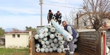 buyuksehirden-hortum-ve-yagistan-zarar-goren-ciftciye-sera-naylonu-destegi.jpg