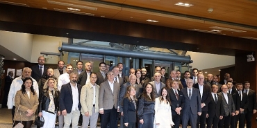 ege-mobilya-kagit-ve-ormar-urunleri-ihracatcilari-birliginde-ali-fuat-gurle-guven-tazeledi.jpg