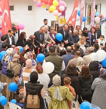 kedv-antakya-belediyesi-is-birligi-ile-yeni-bir-merkez-daha-acti.jpg