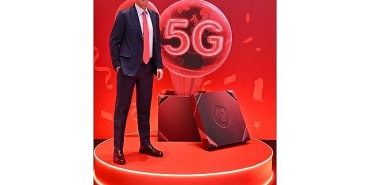 vodafone-turkiye-icra-kurulu-baskani-engin-aksoy-vodafoneun-dunyada-yaptigi-en-buyuk-5g-lansmanini-turkiyede-gerceklestirdik.jpg