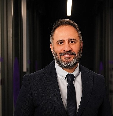 Sonbaharda iş yerlerinde de yaprak dökümü yaşanıyor