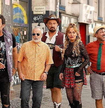 16 Yıldır kahkahanın adresi değişmiyor: Çakallarla Dans 8 geliyor!