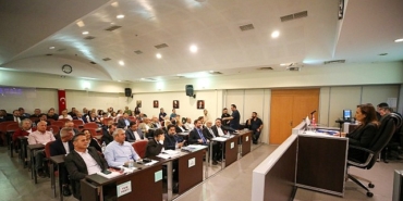 Karşıyaka’nın 6,6 milyar TL’lik 2027 bütçesine onay
